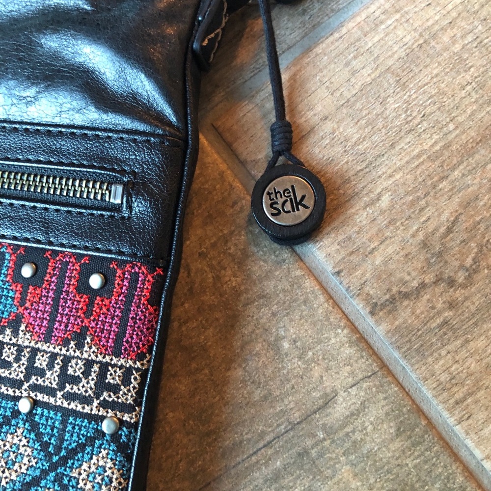 ✨SOLD✨The Sak Leather Crossbody Bag - Picture 2 of 6